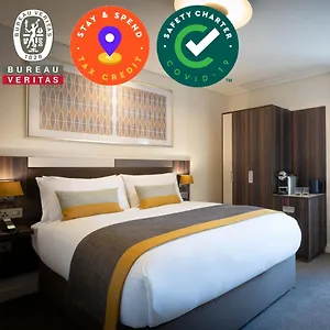 4* Hotell 7, Centre